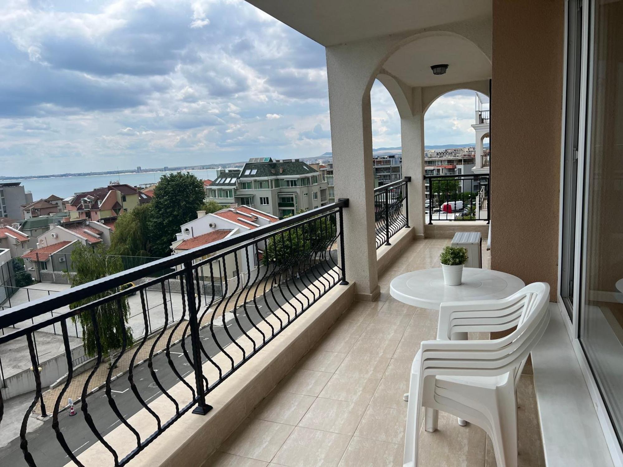 Antorini Apartments Sveti Vlas Extérieur photo